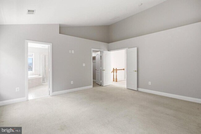 Building Photo - 16542 Reservoir Loop