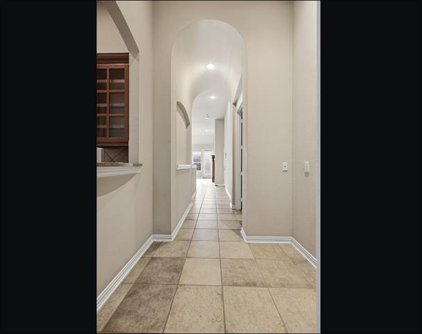 Building Photo - 14775 Holly Leaf Dr