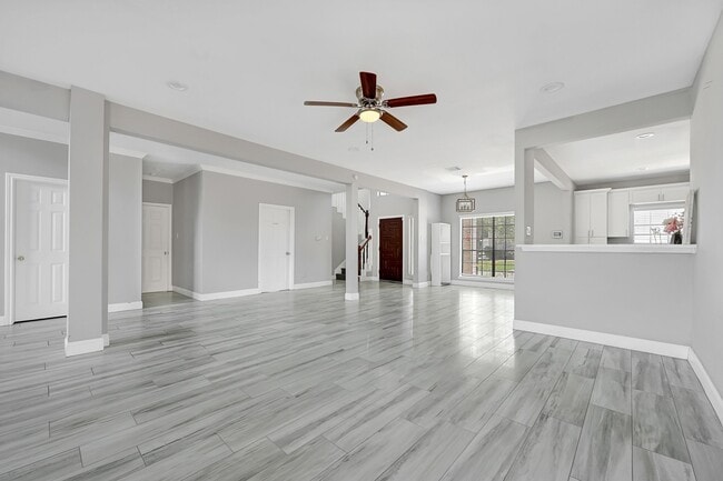 Building Photo - 3555 Ashfield Dr