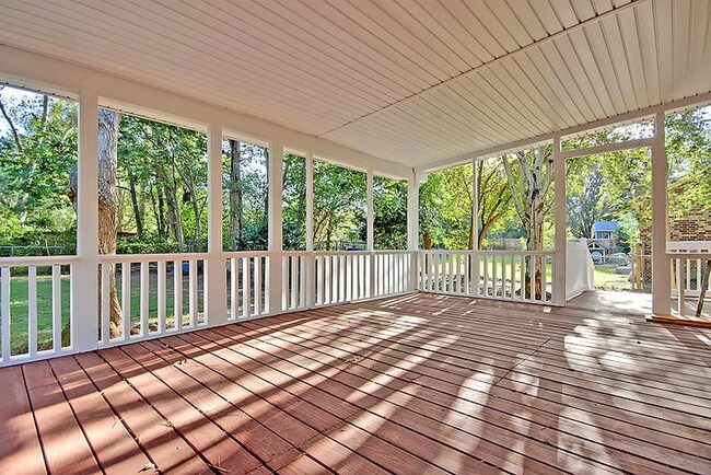 back deck - 1531 Wakendaw Rd