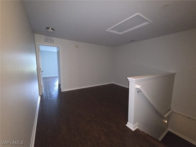 Building Photo - 9069 Gervais Cir