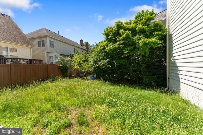 Building Photo - 2113 Arrowleaf Dr
