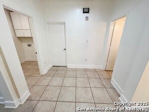 Building Photo - 6601 Shadden Oaks