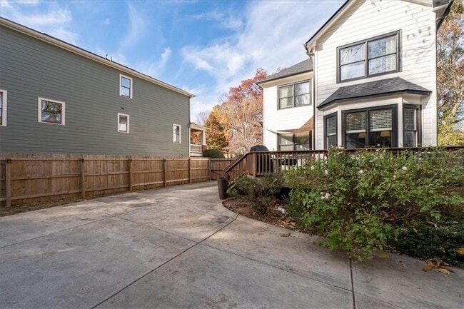 Building Photo - 3111 Alston Dr