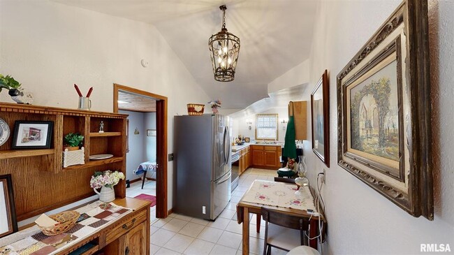 Kitchen with new appliances - 13321 N Princeville Jubilee Rd