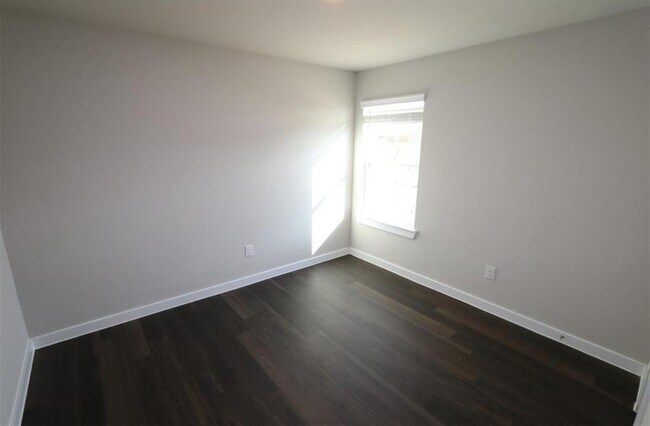 Building Photo - 26260 Astral Wy