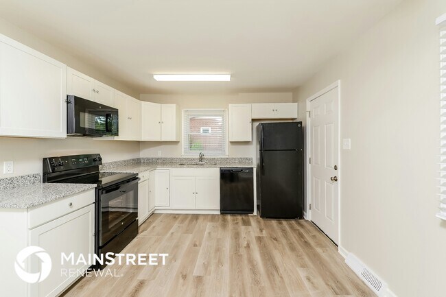 Building Photo - 4240 Cody Dr