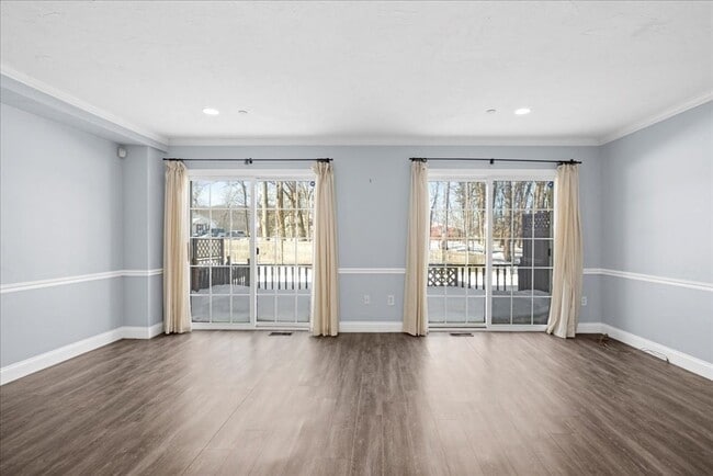 Building Photo - 67 N Quinsigamond Ave