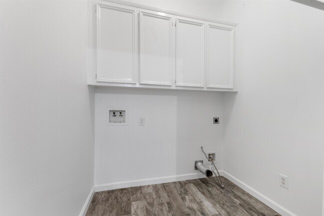 Building Photo - 18418 Sailfish Cove Dr