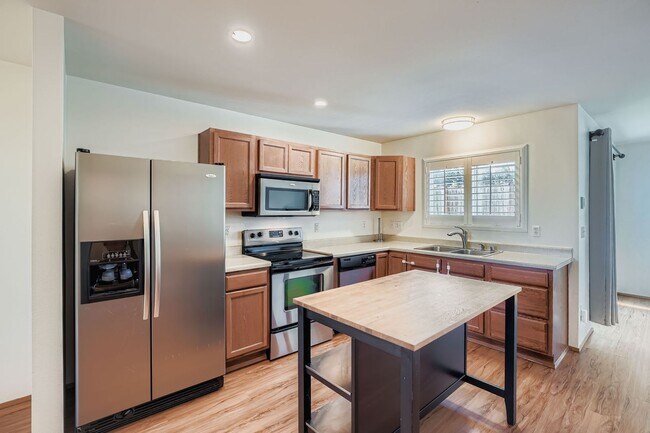 Building Photo - 3bd/1.5ba Snoqualmie Condo