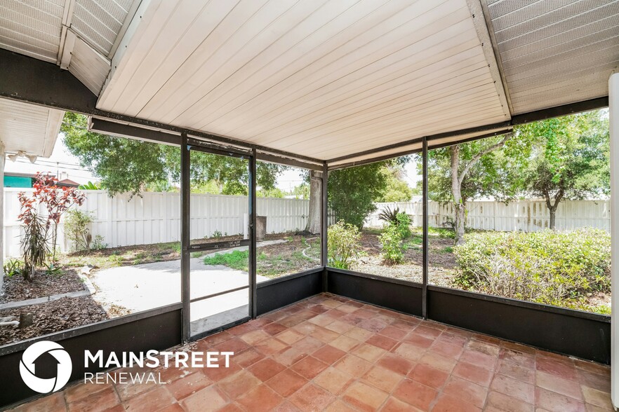 Building Photo - 4103 Skyway Dr