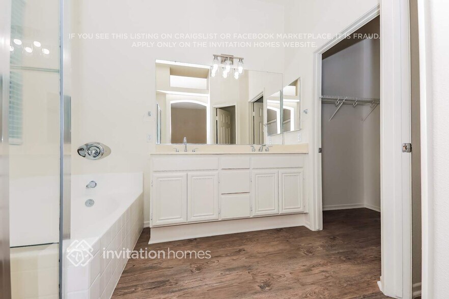 Building Photo - 8935 Niagara Ct