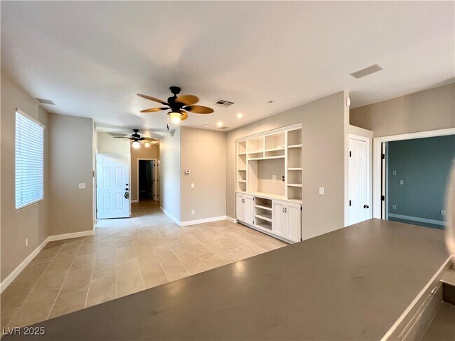 Building Photo - 8824 Iron Hitch Ave