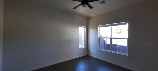 Building Photo - 1716 N 20th St