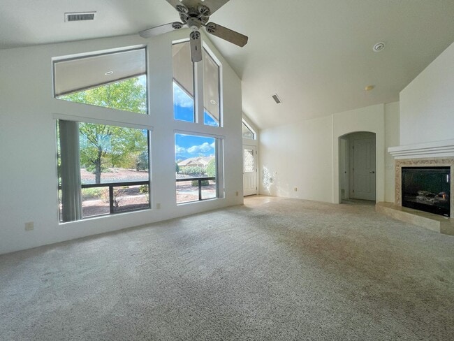Building Photo - HOUSE - COTTONWOOD -  VERDE SANTA FE /TURN...