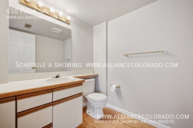 Building Photo - 410 Palm Springs Way