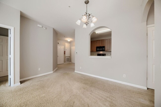 Building Photo - 2484 San Tecla St