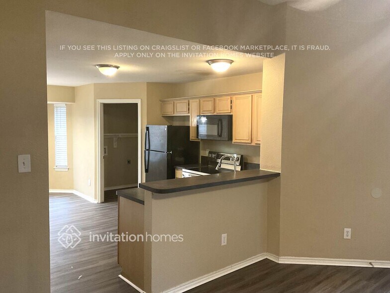 Building Photo - 1312 Regatta Pl