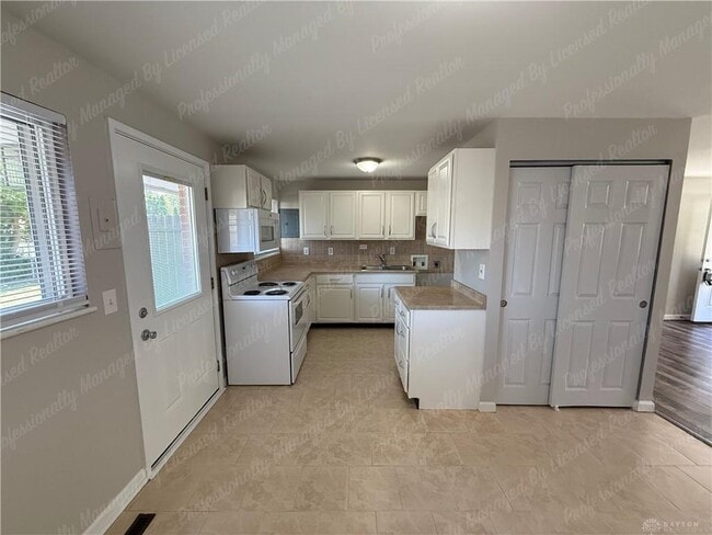 Building Photo - 5678 Tomberg St