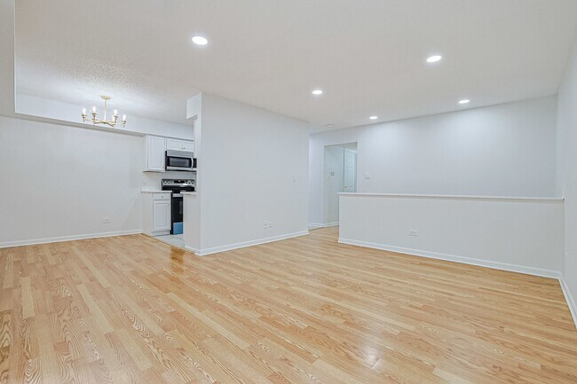 Building Photo - 929 Buccaneer Dr