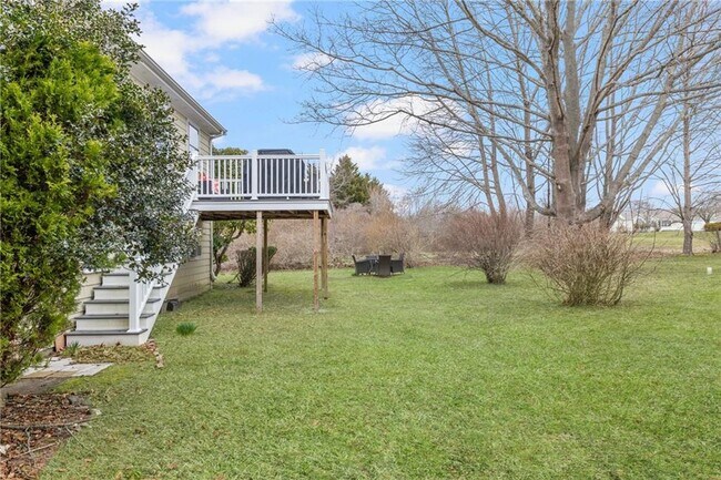 Building Photo - 384 Valley Rd