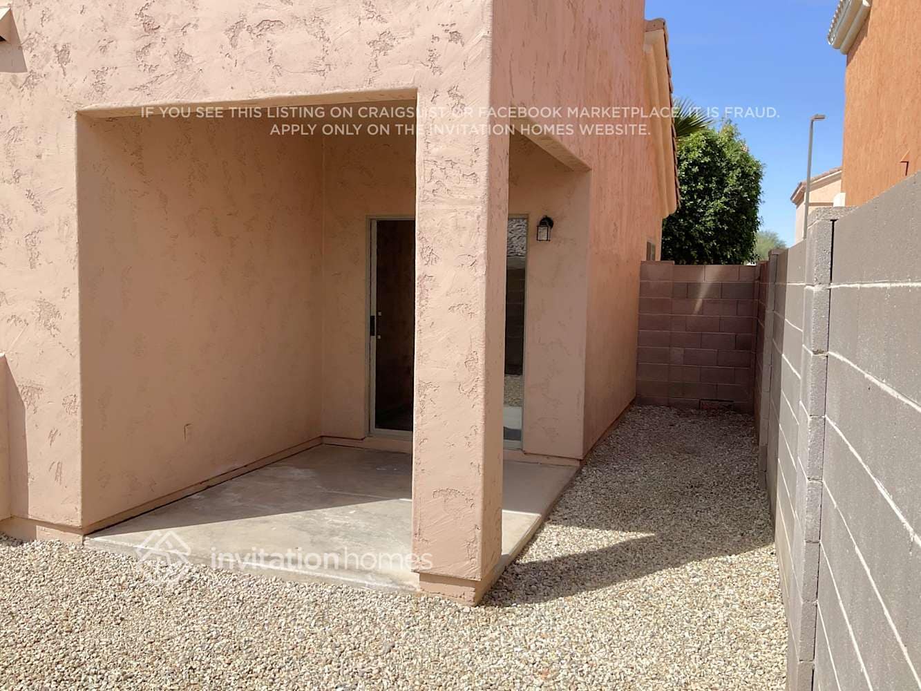 Building Photo - 10427 E Billings St