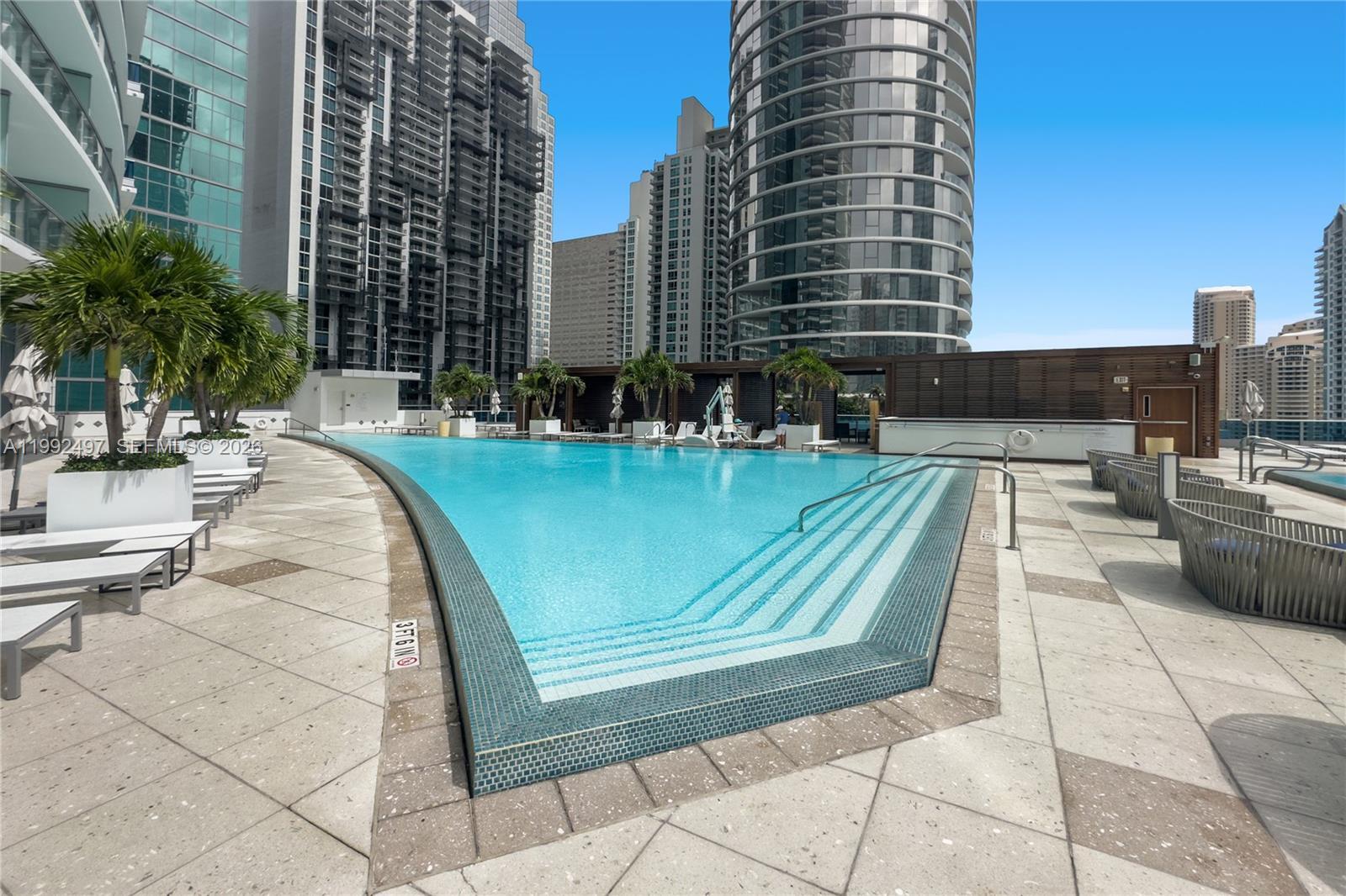 Building Photo - 200 Biscayne Boulevard Way