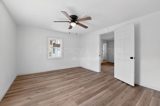 Building Photo - 73 Beechwood Ave