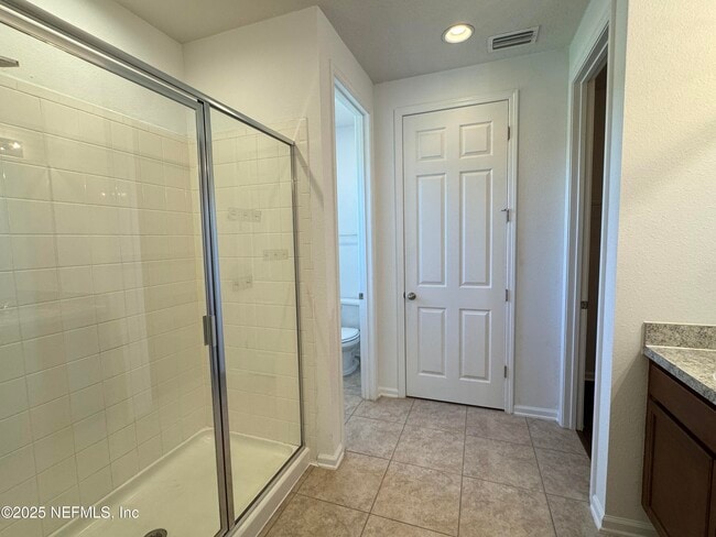 Building Photo - 2904 Laurel Springs Dr