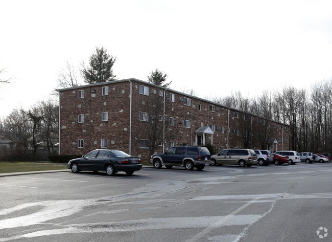 Primary Photo - Liberty Knoll Apartments