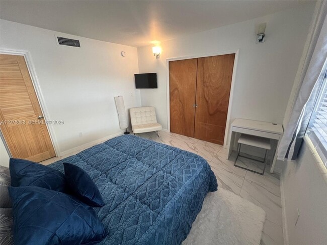 Building Photo - 1390 Ocean Dr