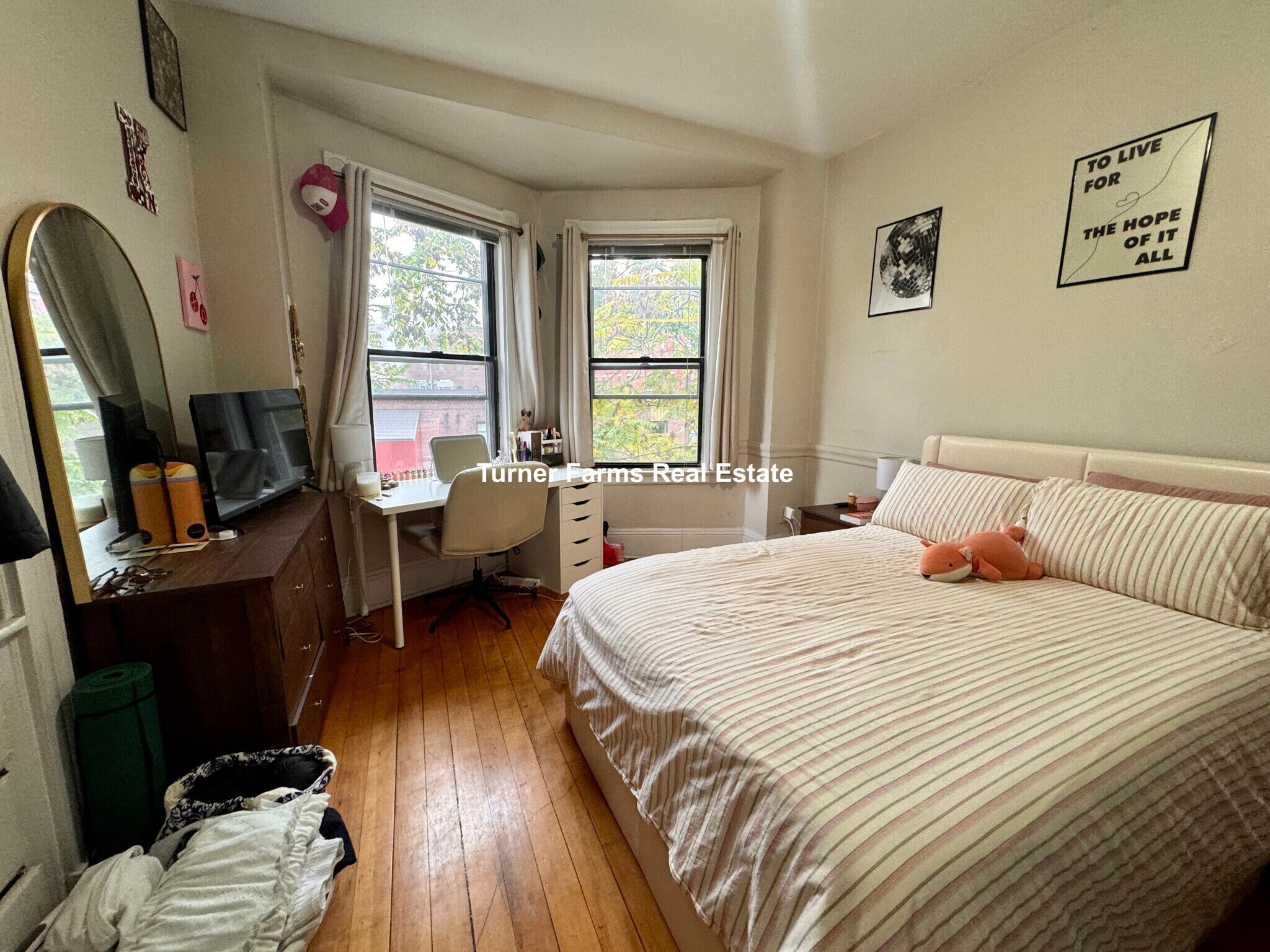 Building Photo - 614 Columbus Ave