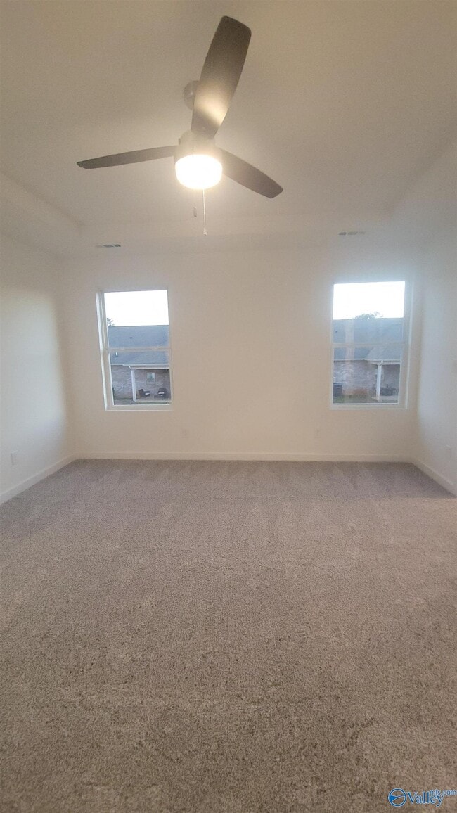 Building Photo - 7597 Discovery Pt Dr NW