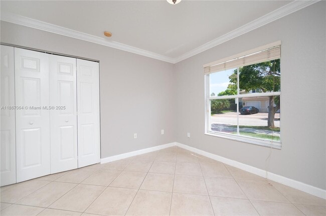 Building Photo - 10691 SW 236th Terrace