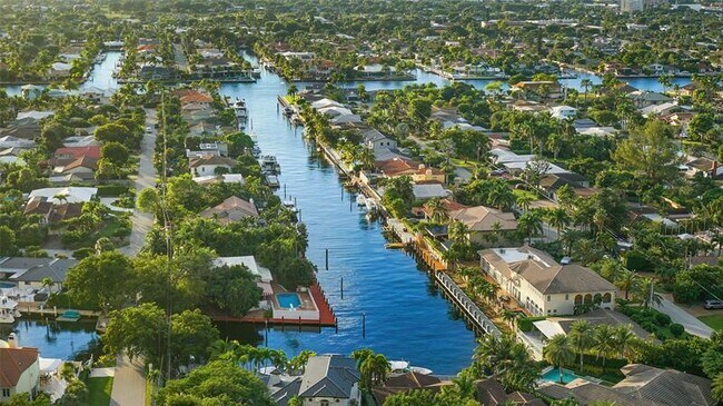 Building Photo - 4280 Galt Ocean Dr