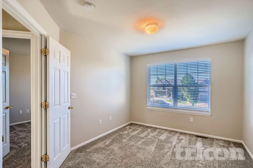 Building Photo - 16116 E Wigeon Pl