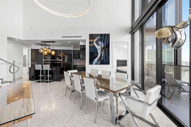 Building Photo - 18555 Collins Ave