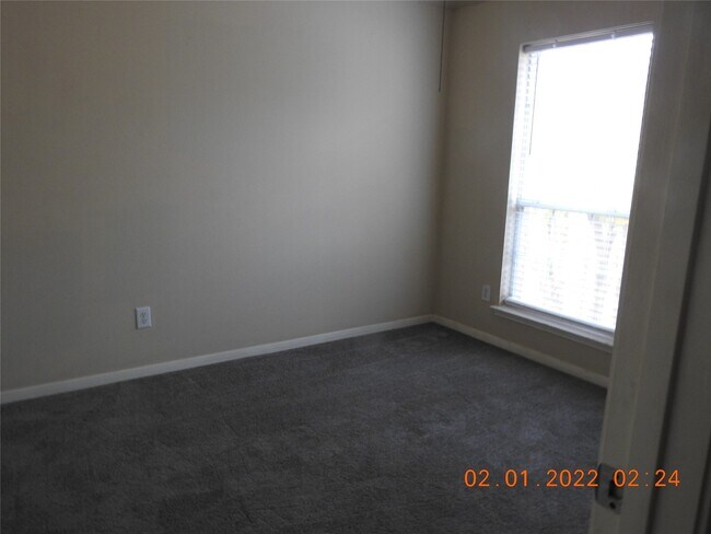 Building Photo - 24227 Silversmith Ln