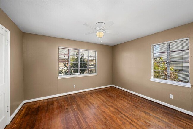 Building Photo - 3444 Blodgett St