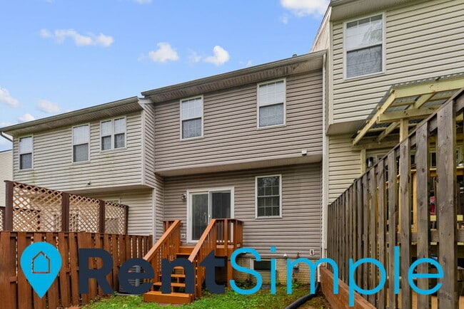 Building Photo - 45 Sire Way
