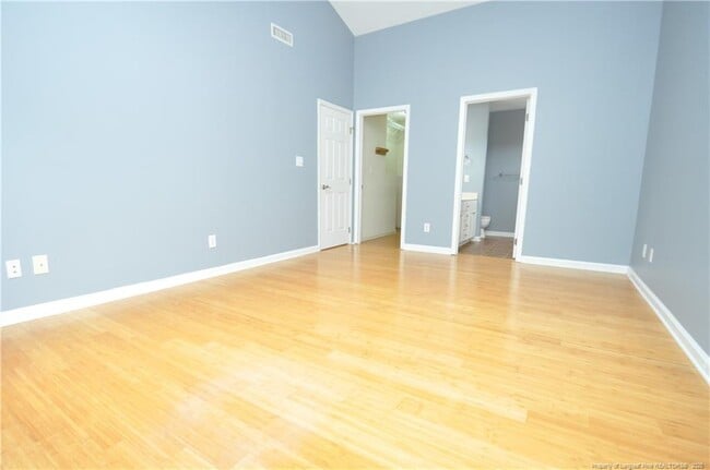 Building Photo - 109 Wood Valley Ct