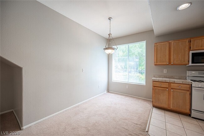 Building Photo - 10211 Red Pueblo Pl