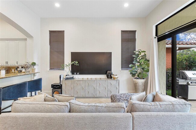 Building Photo - 9564 Exbury Ct