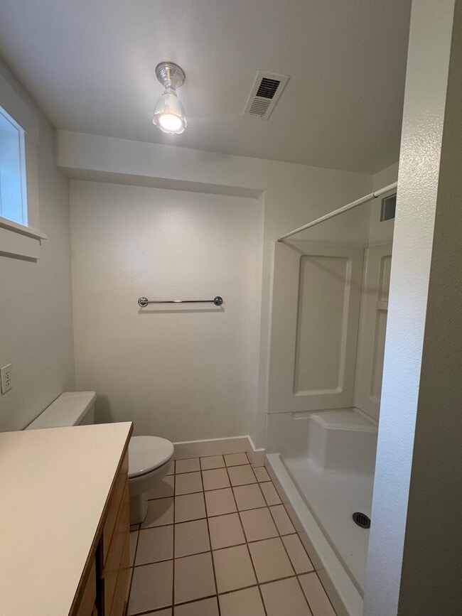 Building Photo - Nice single family home in the "OLD NORTH ...