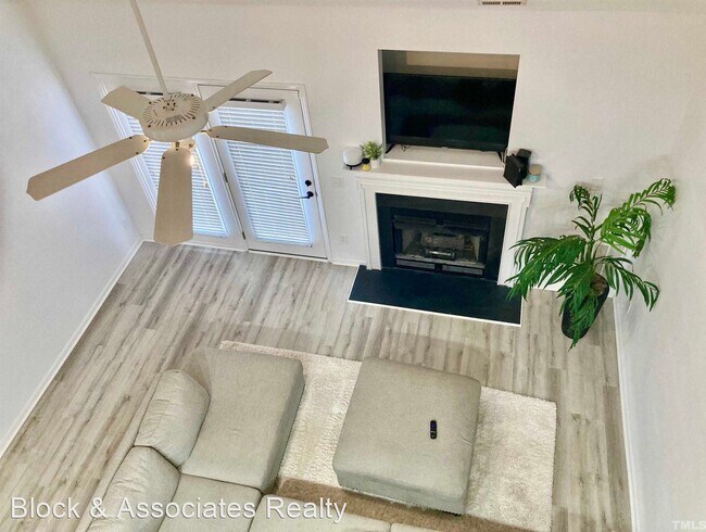 Building Photo - 2 br, 2 bath House - 46 Signet Drive