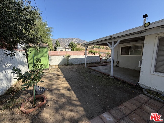 Building Photo - 11121 Parr Ave