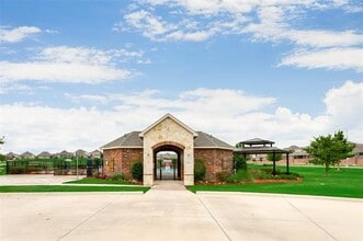Building Photo - 8512 Meadow Sweet Lane