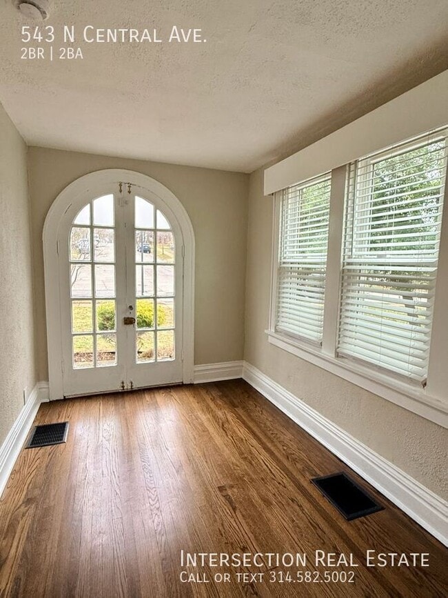 Building Photo - 543 N Central Ave