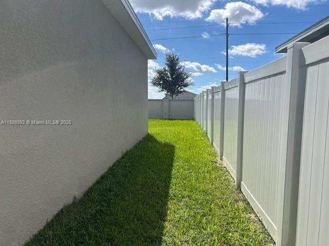 Building Photo - 271 Bottle Brush Dr