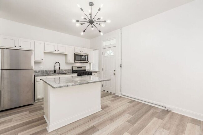 Building Photo - 58 N 20th St
